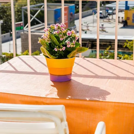 Zana - Studio With Balcony And Sea View